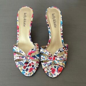 Kelly & Katie Multicolor Floral Sandals